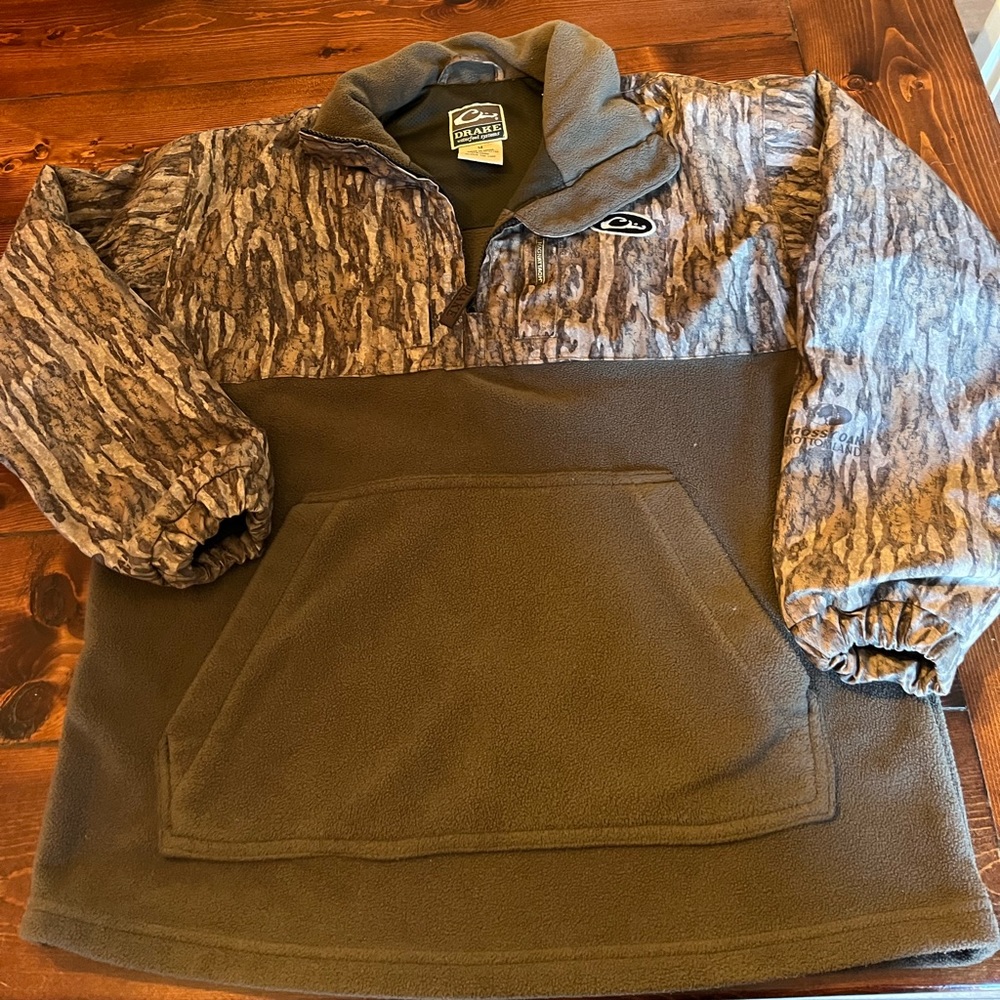 Size 14 Drake pullover jacket